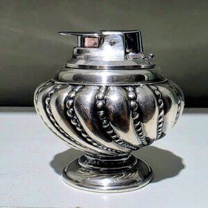 Vintage Ronson Heavy Table Lighter – Silver-Plated